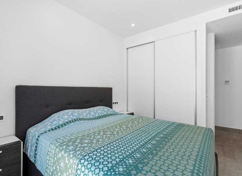 5 slaapkamer Villa te koop in San Miguel de Salinas met zwembad - € 499.990 (Ref: 8371997)