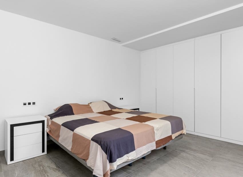 5 slaapkamer Villa te koop in San Miguel de Salinas met zwembad - € 499.990 (Ref: 8371997)