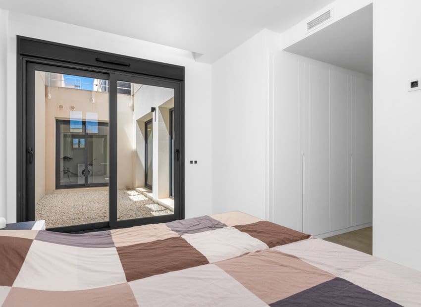 5 slaapkamer Villa te koop in San Miguel de Salinas met zwembad - € 499.990 (Ref: 8371997)