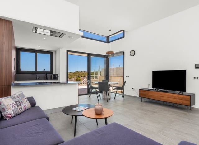 5 slaapkamer Villa te koop in San Miguel de Salinas met zwembad - € 499.990 (Ref: 8371997)