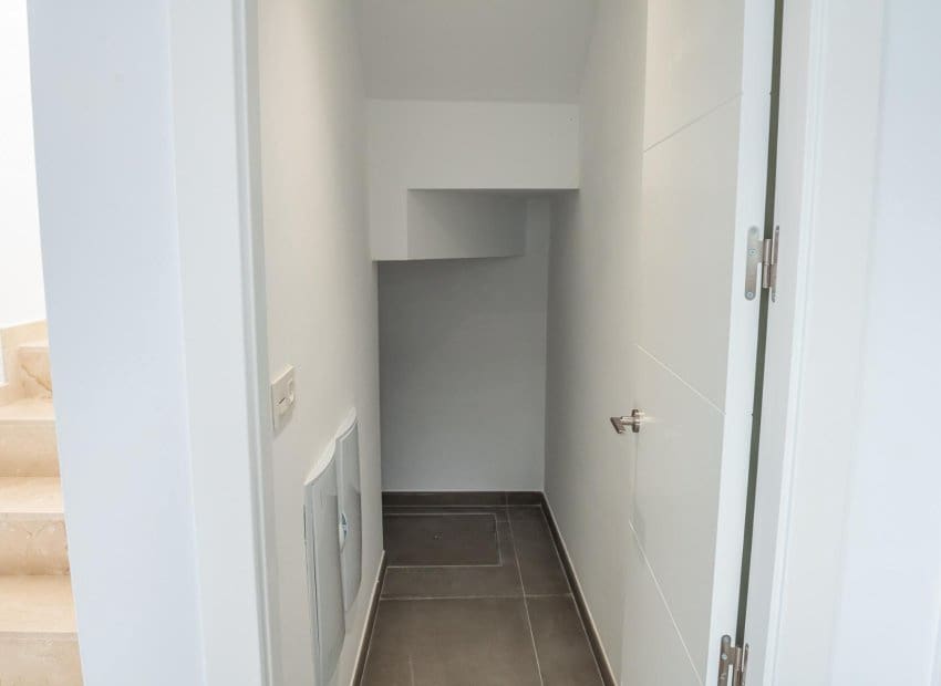 3 Zimmer Villa zu verkaufen in Los Alcazares mit Pool - 445.000 € (Ref: 8379284)