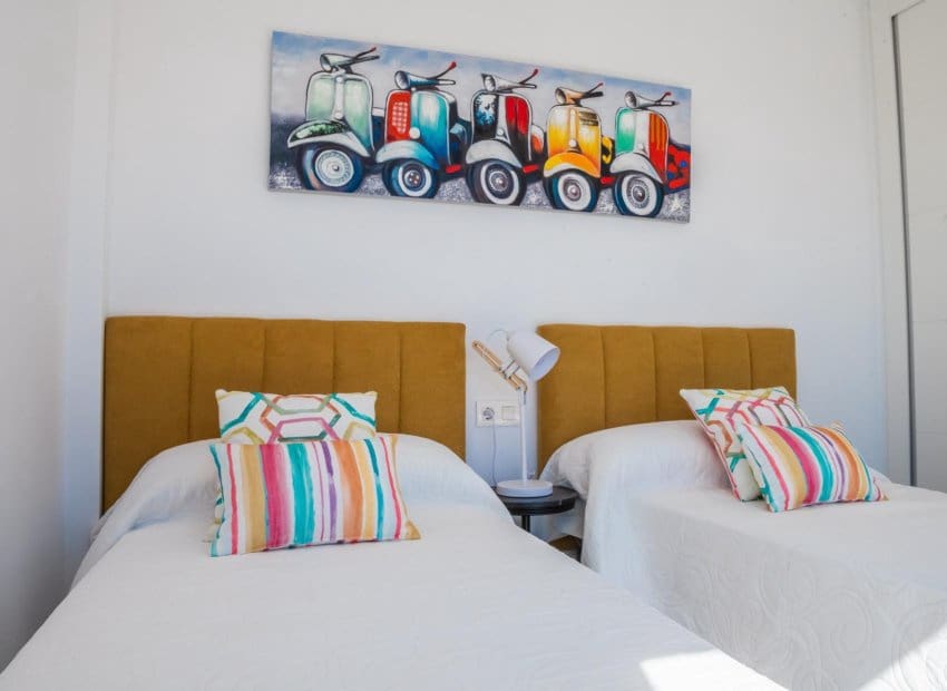 3 Zimmer Villa zu verkaufen in Los Alcazares mit Pool - 445.000 € (Ref: 8379284)