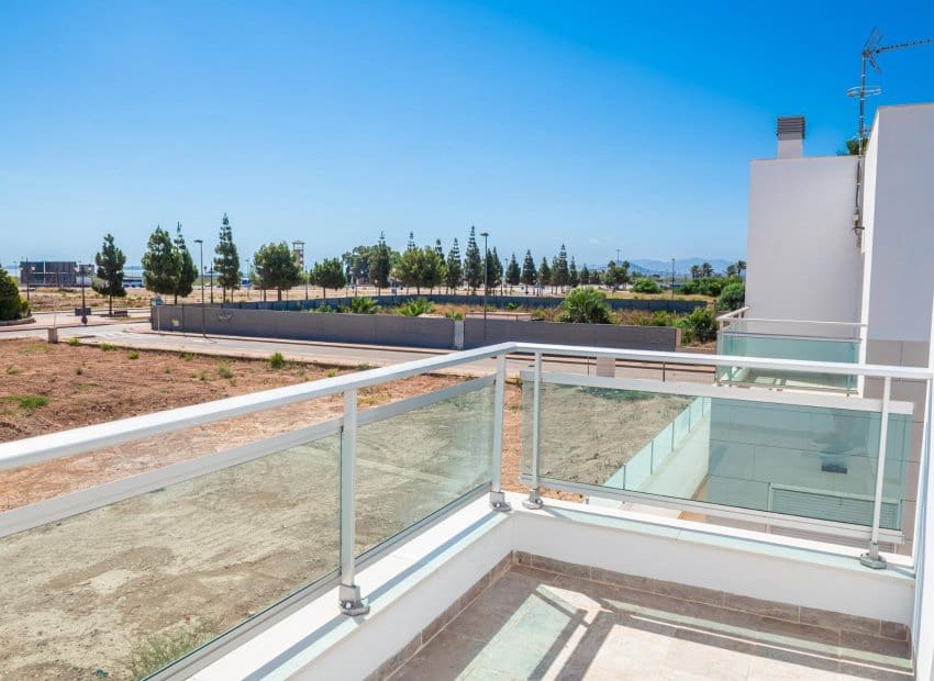 3 Zimmer Villa zu verkaufen in Los Alcazares mit Pool - 445.000 € (Ref: 8379284)