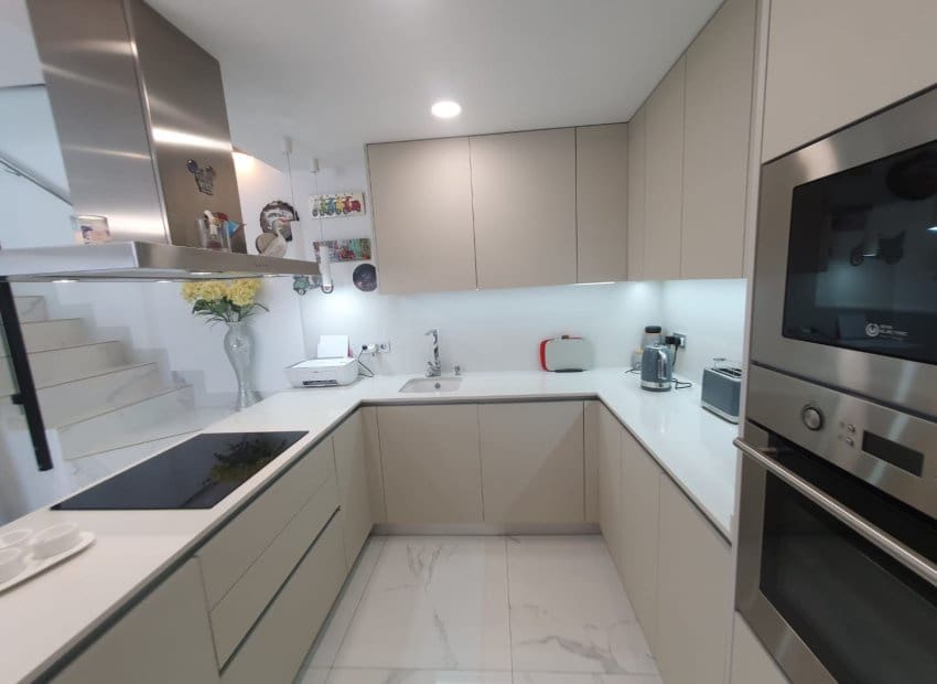 3 sovrum Semi-fristående Villa till salu i Ciudad Quesada med pool - 349 500 € (Ref: 8384016)