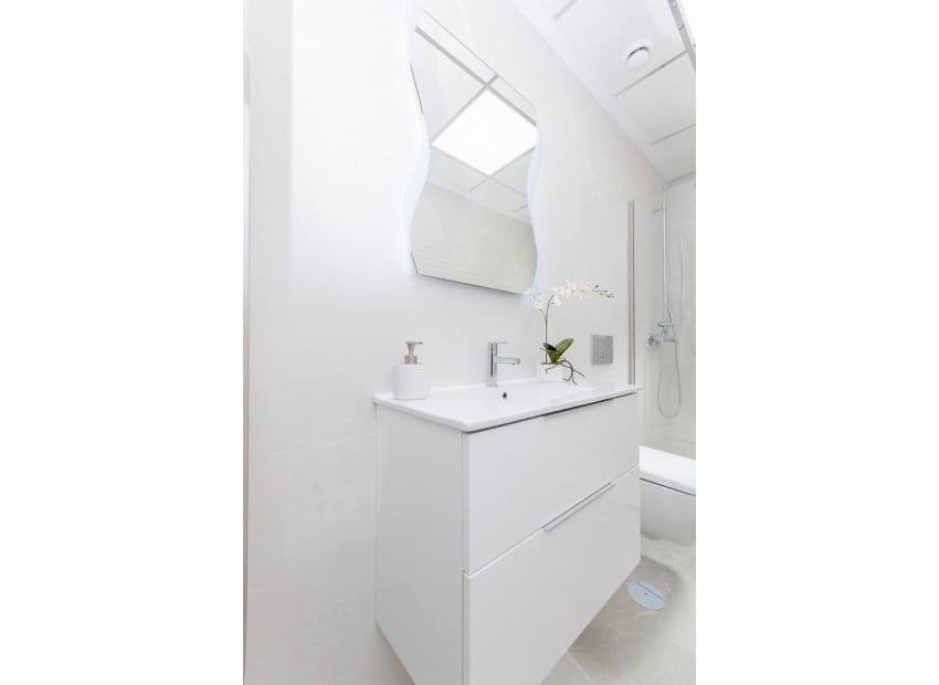 2 bedroom Bungalow for sale in San Miguel de Salinas with pool - € 375,000 (Ref: 8462312)