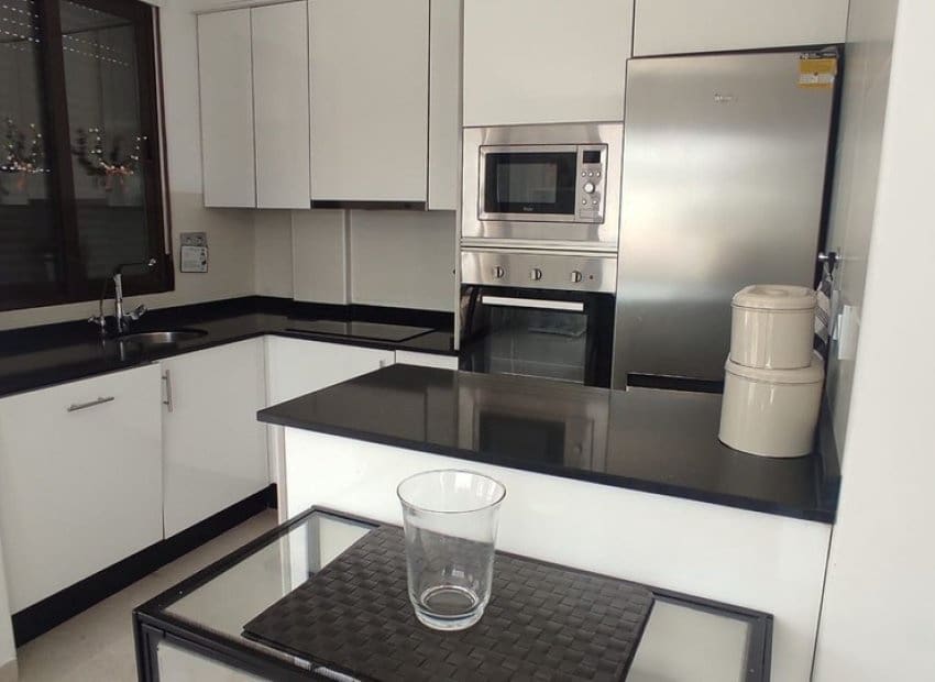 2 soveværelse Villa til salg i Orihuela Costa med swimmingpool - € 299.000 (Ref: 8470578)