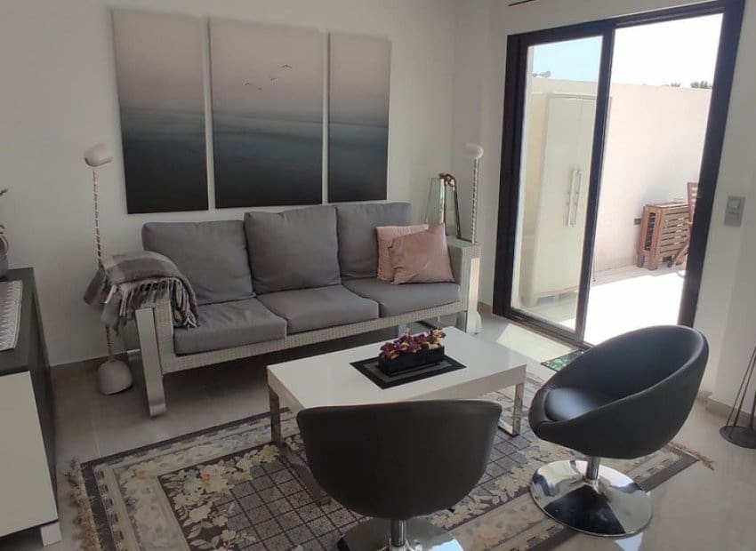 2 soveværelse Villa til salg i Orihuela Costa med swimmingpool - € 299.000 (Ref: 8470578)