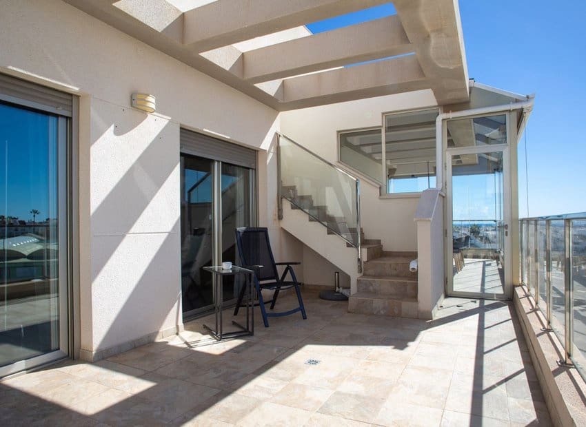 4 camera da letto Attico in vendita in Villamartin con piscina - 549.000 € (Rif: 8497897)