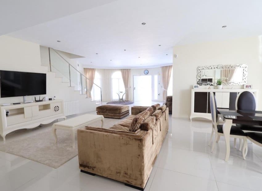 5 soveværelse Villa til salg i Dona Pepa - € 860.000 (Ref: 8524577)