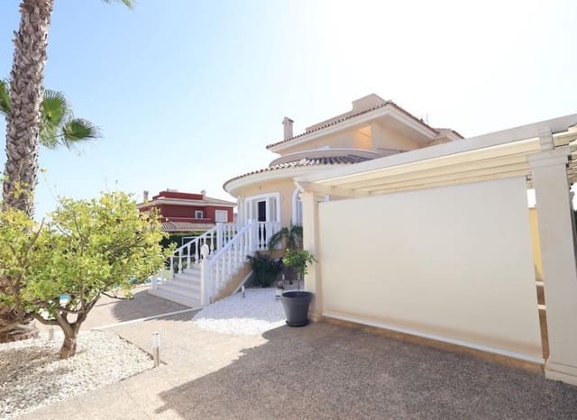 5 soveværelse Villa til salg i Doña Pepa, Rojales - € 860.000 (Ref: 8524577)