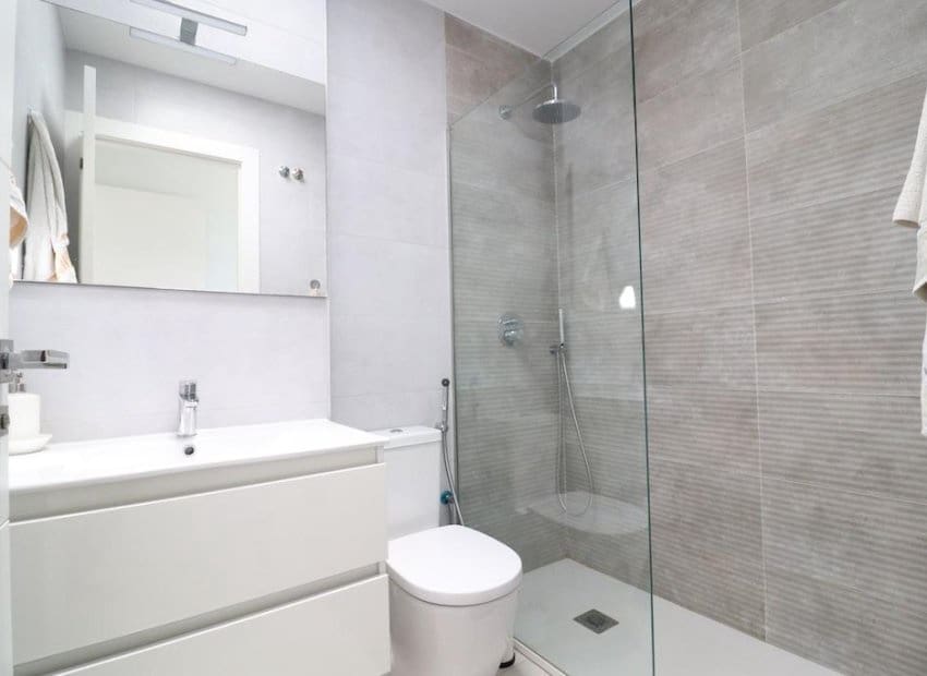 3 bedroom Villa for sale in San Miguel de Salinas - € 565,000 (Ref: 8524589)