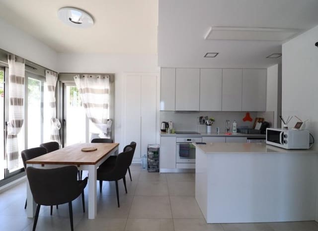 3 bedroom Villa for sale in San Miguel de Salinas - € 565,000 (Ref: 8524589)