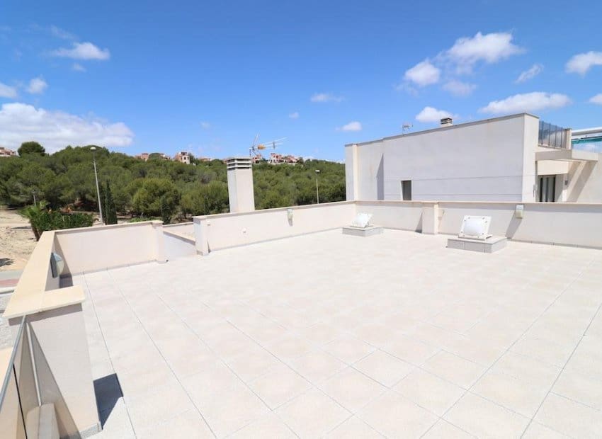 3 bedroom Villa for sale in San Miguel de Salinas - € 565,000 (Ref: 8524589)