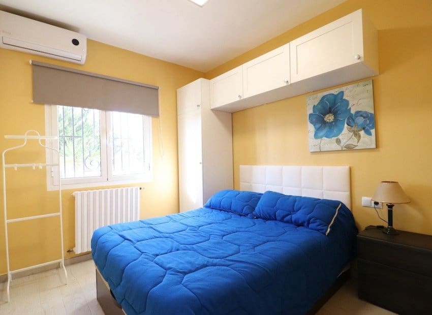 5 sypialnia Willa na sprzedaż w El Chaparral z basenem - 780 000 € (Ref: 8524595)