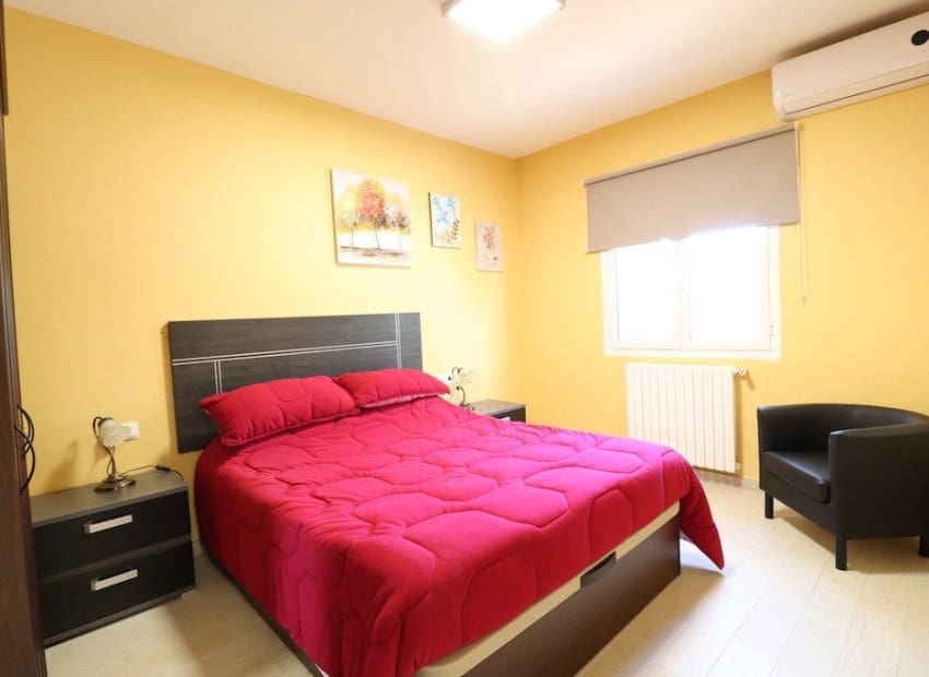 5 sypialnia Willa na sprzedaż w El Chaparral z basenem - 780 000 € (Ref: 8524595)