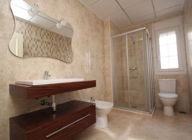 4 sypialnia Willa na sprzedaż w Cabo Roig, Orihuela z basenem - 910 000 € (Ref: 8524597)