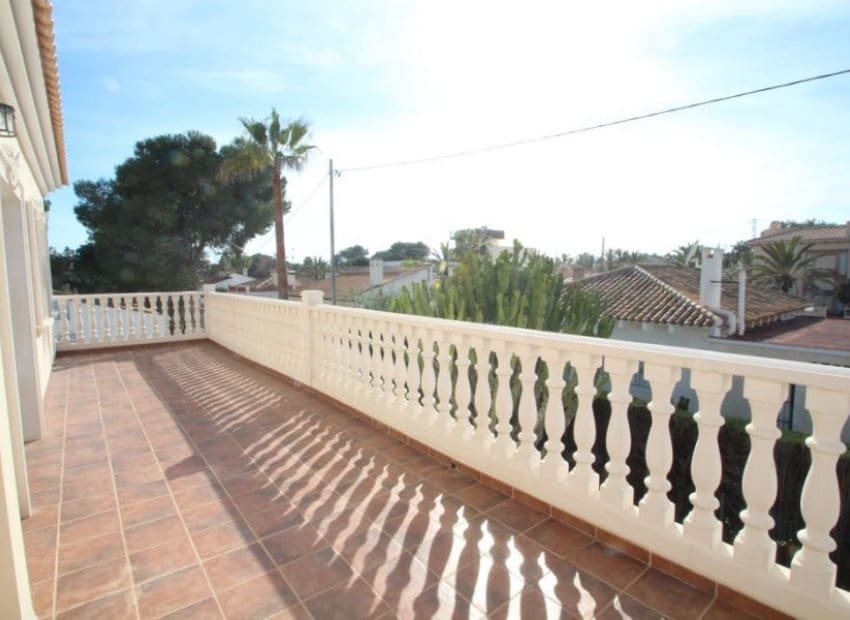 4 bedroom Villa for sale in Orihuela Costa with pool - € 910,000 (Ref: 8524597)
