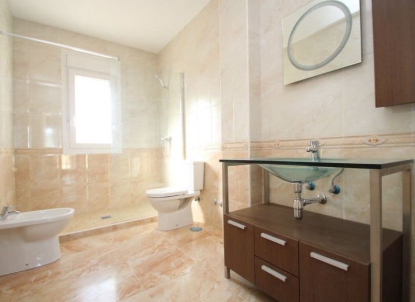 4 bedroom Villa for sale in Orihuela Costa with pool - € 910,000 (Ref: 8524597)