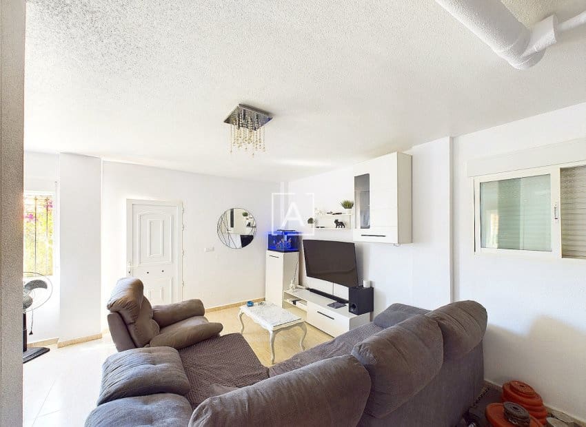 3 bedroom Villa for sale in Pinar de Campoverde with pool - € 249,995 (Ref: 8550130)