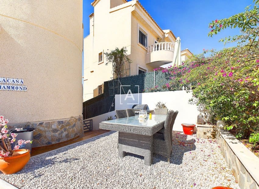 3 bedroom Villa for sale in Pinar de Campoverde with pool - € 249,995 (Ref: 8550130)