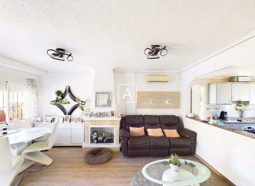 3 bedroom Villa for sale in Pinar de Campoverde with pool - € 249,995 (Ref: 8550130)