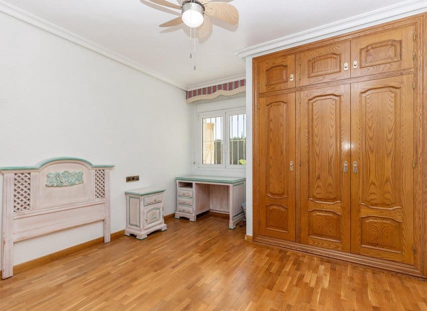 5 soverom Villa til salgs i La Torreta med svømmebasseng - € 780 000 (Ref: 8580897)