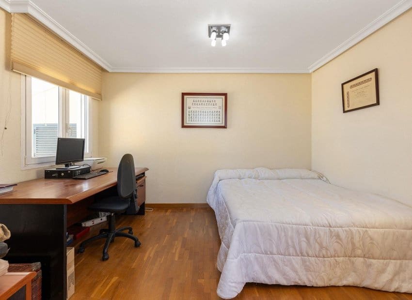 5 soverom Villa til salgs i La Torreta med svømmebasseng - € 780 000 (Ref: 8580897)