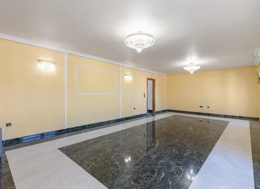 5 soverom Villa til salgs i La Torreta med svømmebasseng - € 780 000 (Ref: 8580897)