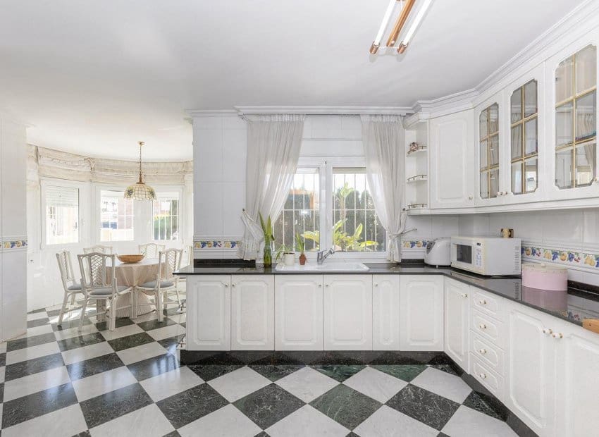 5 soverom Villa til salgs i La Torreta med svømmebasseng - € 780 000 (Ref: 8580897)