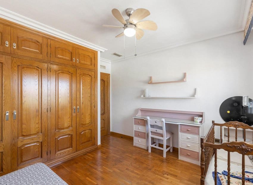 5 soverom Villa til salgs i La Torreta med svømmebasseng - € 780 000 (Ref: 8580897)