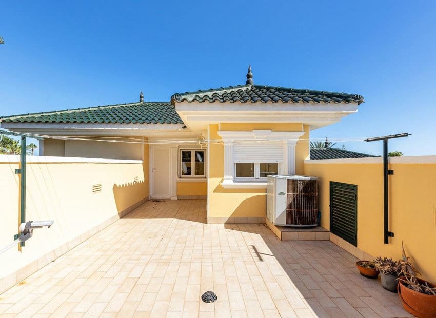 5 soverom Villa til salgs i La Torreta med svømmebasseng - € 780 000 (Ref: 8580897)