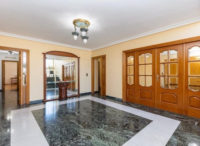 5 sypialnia Willa na sprzedaż w La Torreta, Torrevieja z basenem - 780 000 € (Ref: 8580897)