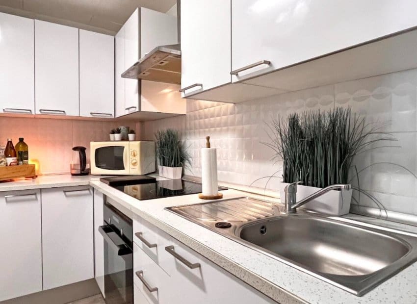 4 soveværelse Villa til salg i La Zenia med swimmingpool - € 399.000 (Ref: 8580915)