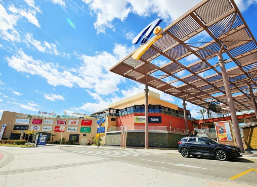 3 soveværelse Lejlighed til salg i Cabo Roig med swimmingpool - € 399.950 (Ref: 8580924)