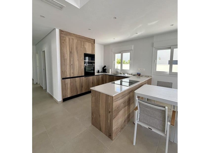 3 soveværelse Villa til salg i Benijofar med swimmingpool - € 478.732 (Ref: 8581097)