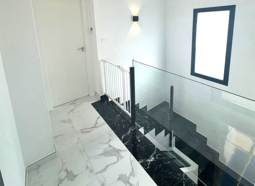 Willa na sprzedaż w Los Montesinos - 449 900 € (Ref: 8597811)