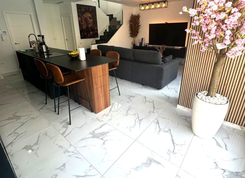 Willa na sprzedaż w Los Montesinos - 449 900 € (Ref: 8597811)