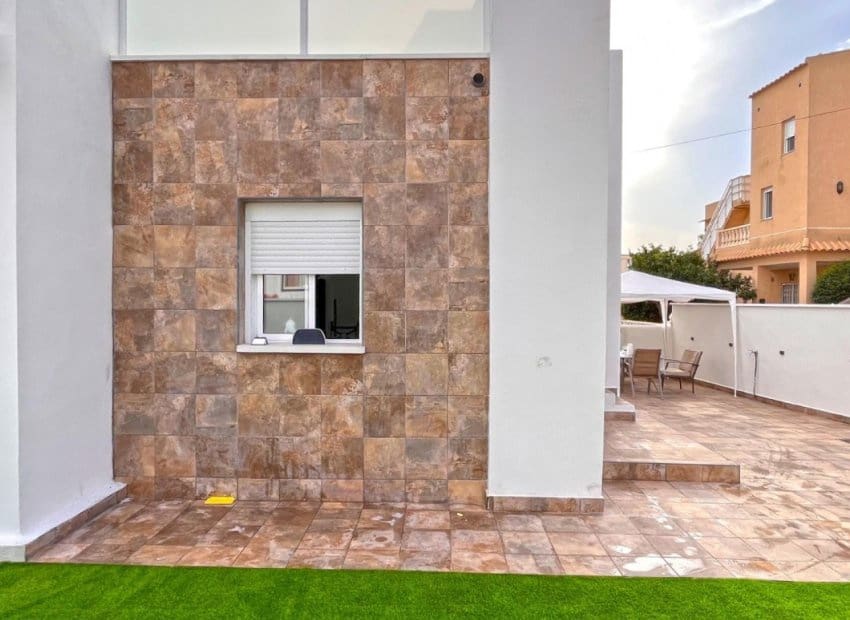 2 sypialnia Bungalow na sprzedaż w Playa Flamenca - 219 000 € (Ref: 8597836)