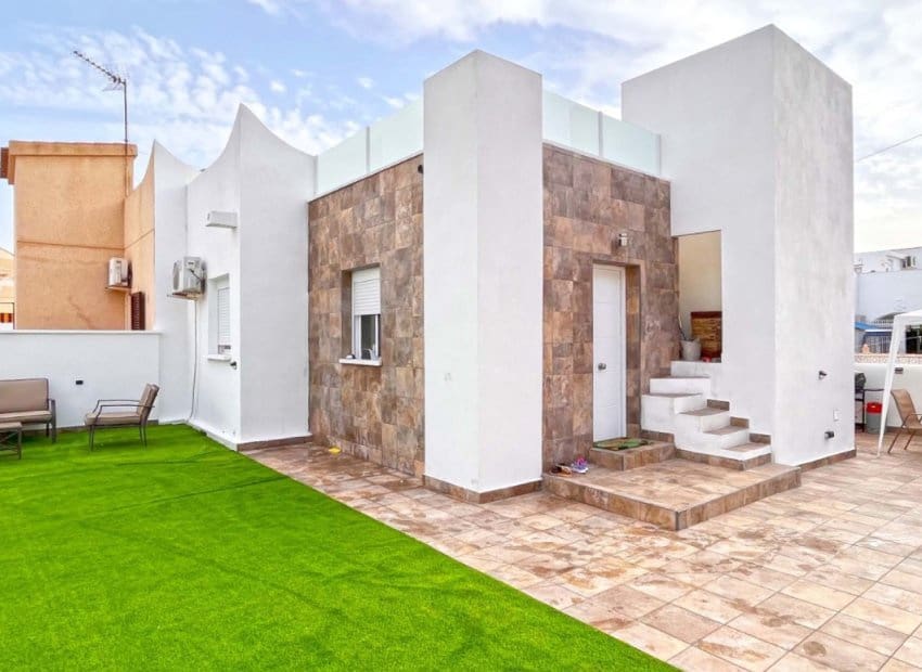 2 sypialnia Bungalow na sprzedaż w Playa Flamenca - 219 000 € (Ref: 8597836)