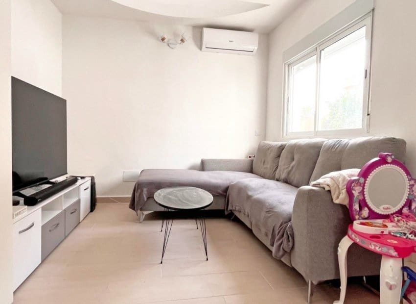 2 sypialnia Bungalow na sprzedaż w Playa Flamenca - 219 000 € (Ref: 8597836)