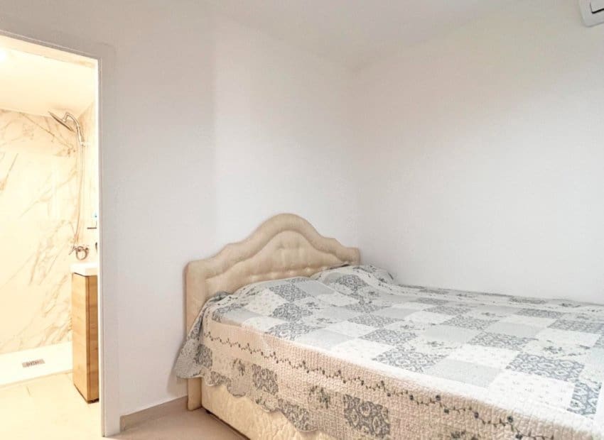 2 sypialnia Bungalow na sprzedaż w Playa Flamenca - 219 000 € (Ref: 8597836)