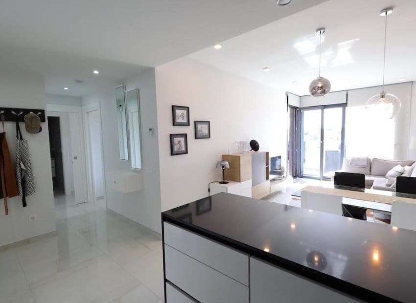 2 soveværelse Lejlighed til salg i Las Mimosas med swimmingpool - € 269.000 (Ref: 8597840)