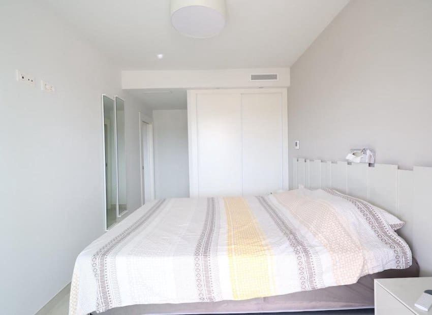 2 soveværelse Lejlighed til salg i Las Mimosas med swimmingpool - € 269.000 (Ref: 8597840)