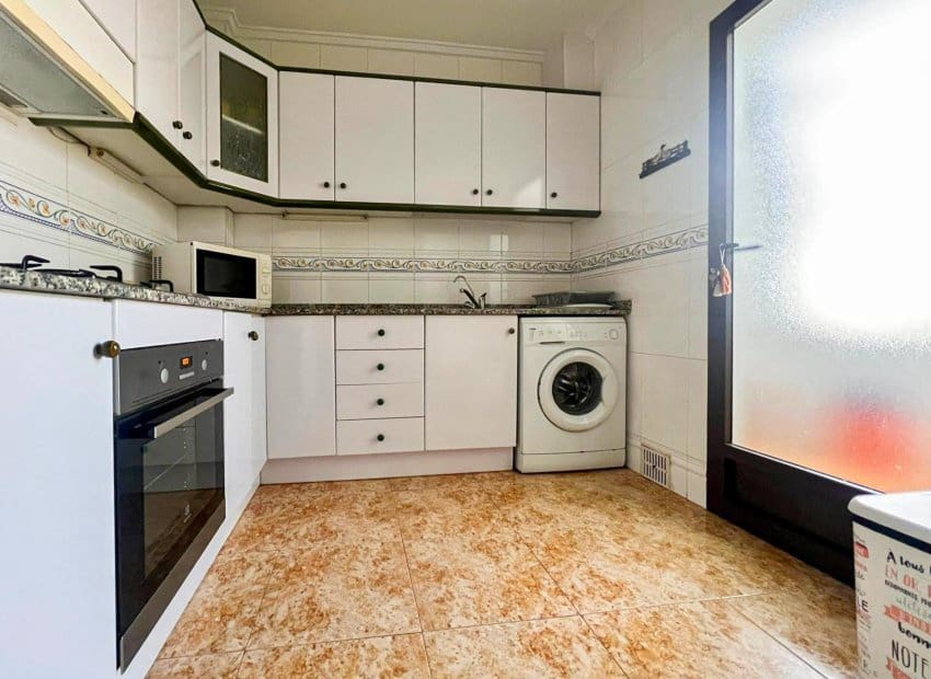 2 bedroom Apartment for sale in San Miguel de Salinas with pool €