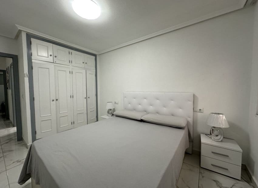 2 quarto Apartamento para venda em Torrevieja - 184 950 € (Ref: 8653549)