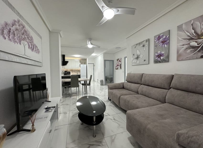 2 quarto Apartamento para venda em Torrevieja - 184 950 € (Ref: 8653549)