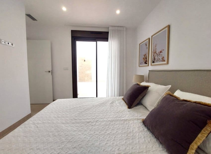 3 bedroom Villa for sale in San Pedro del Pinatar with pool - € 395,000 (Ref: 8653553)