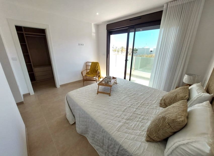 3 bedroom Villa for sale in San Pedro del Pinatar with pool - € 395,000 (Ref: 8653553)