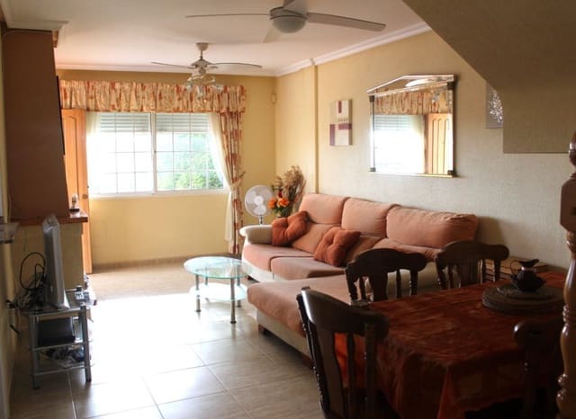 3 chambre Villa/Maison Semi-Mitoyenne à vendre à Algorfa avec piscine - 265 000 € (Ref: 8655101)