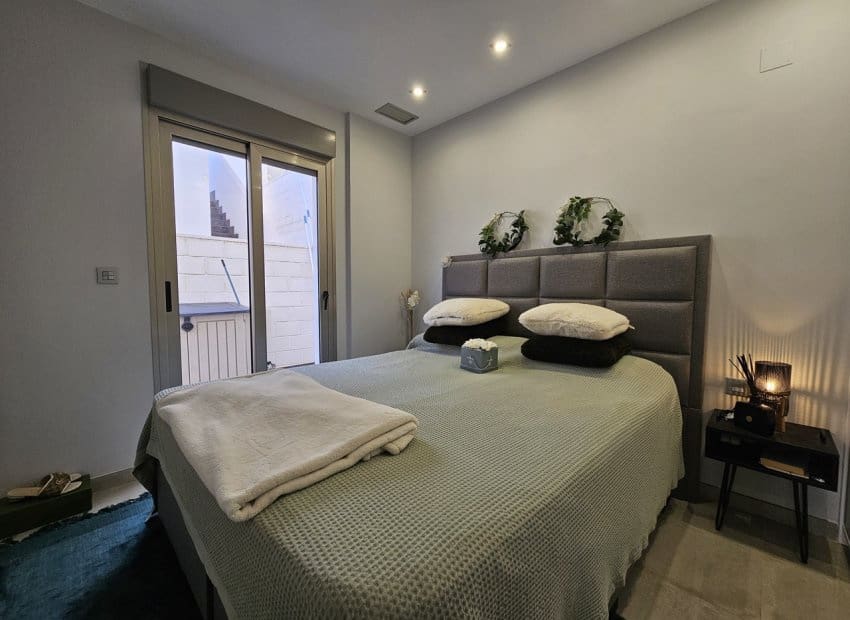 3 sypialnia Willa na sprzedaż w Villamartin z basenem - 369 950 € (Ref: 8679050)